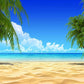 Toile de fond de la plage de sable de la mer bleue cocotiers pour les décors de vacances d'été