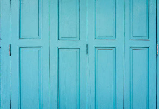 Toile de fond de mariage bleu quatre portes en bois et plancher en bois pour la photographie