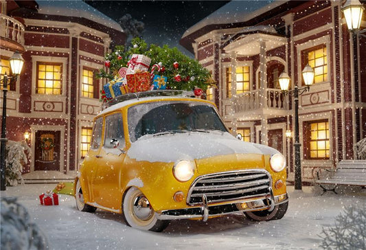 Toile de fond de neige d'hiver vieille voiture jaune de Noël