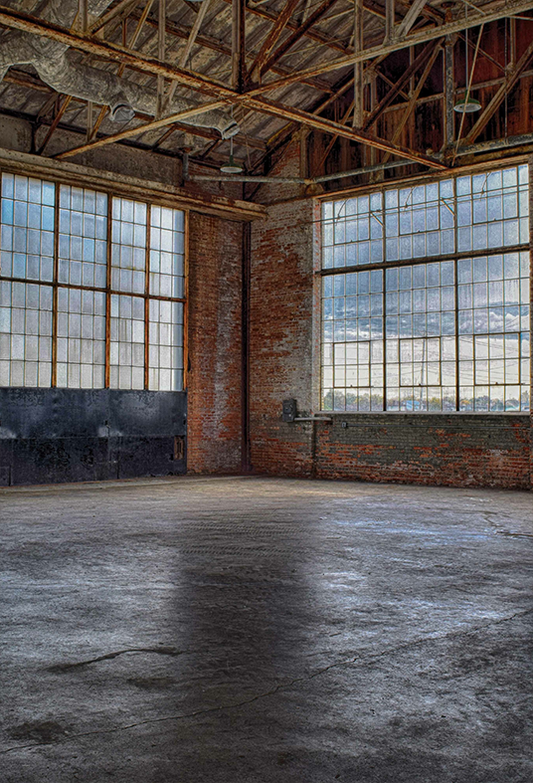 Toile de fond d'usine vide abandonnée pour la photographie grunge SBH0319